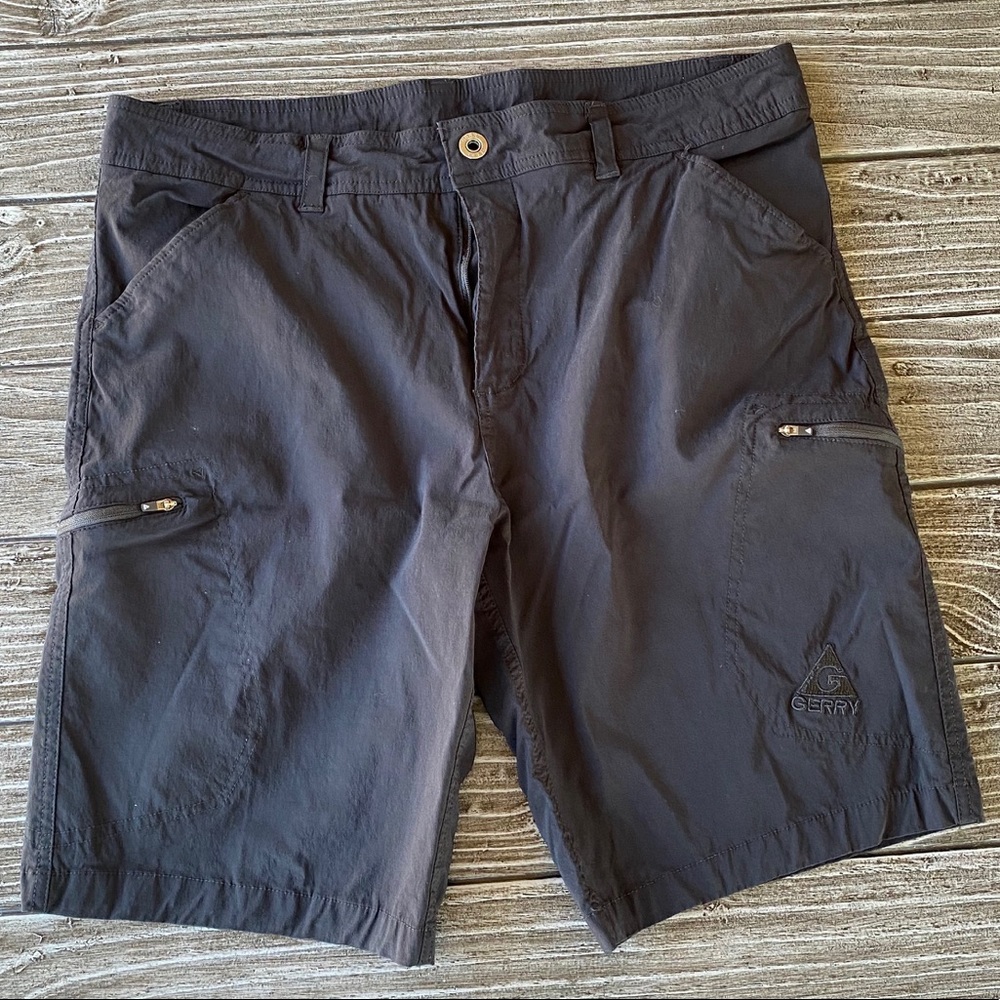 Men's Black Flat Front Cargo Athletic Shorts - Picture 2 of 6